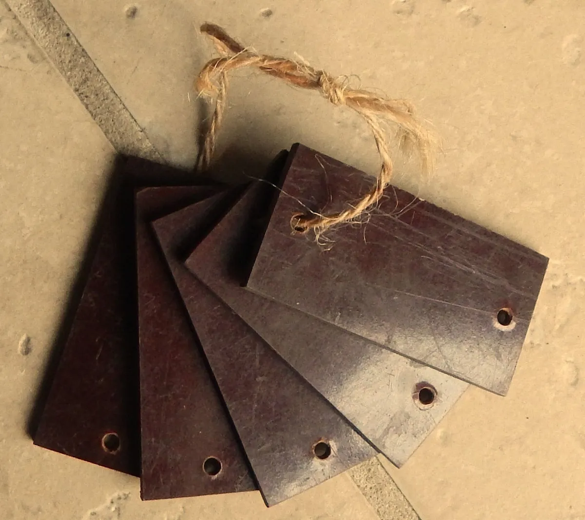 Selection of Small Vintage Bakelite Door Plaques - Image 4