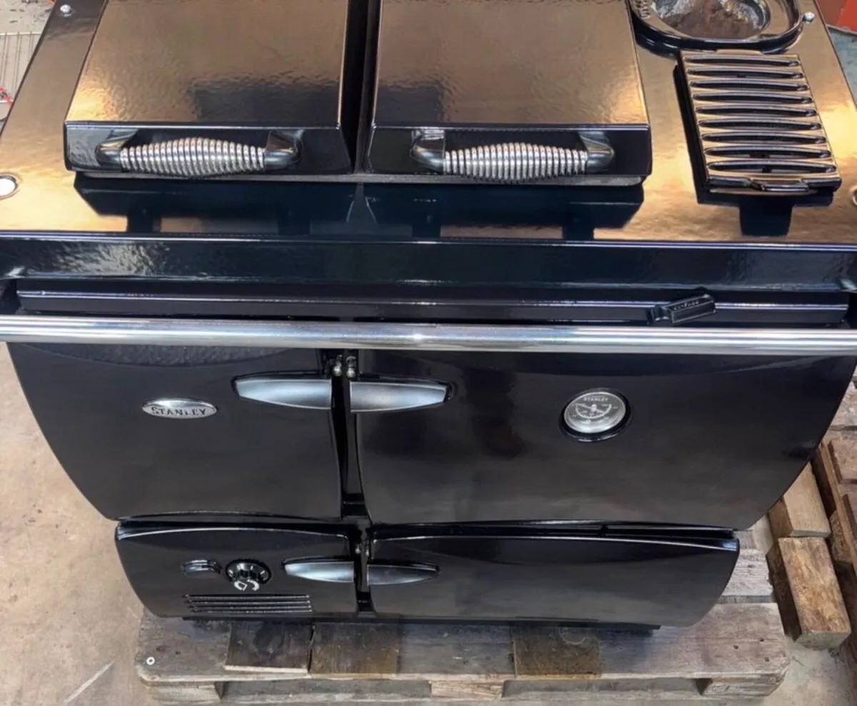 Stanley donard solid fuel range - Image 3