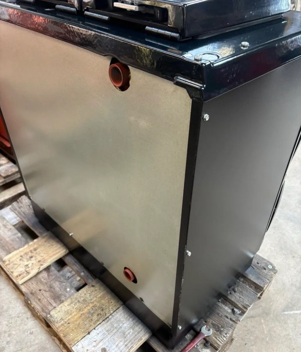 Stanley donard solid fuel range - Image 4