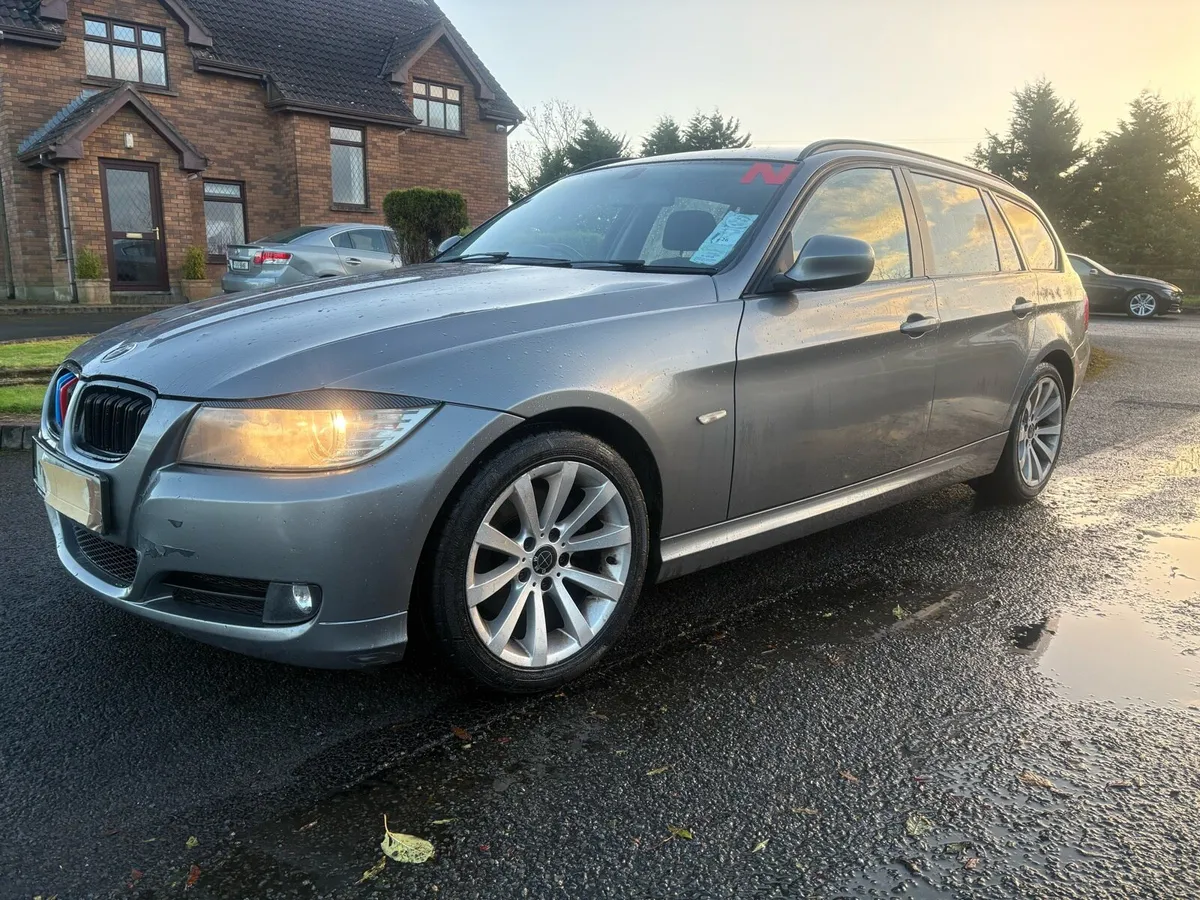 2011 Bmw 320 Diesel Touring,Nct 12/26 - Image 3