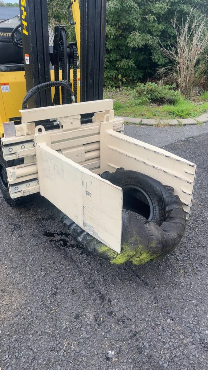 Forklift clamp and Hyster forklifts - Image 2