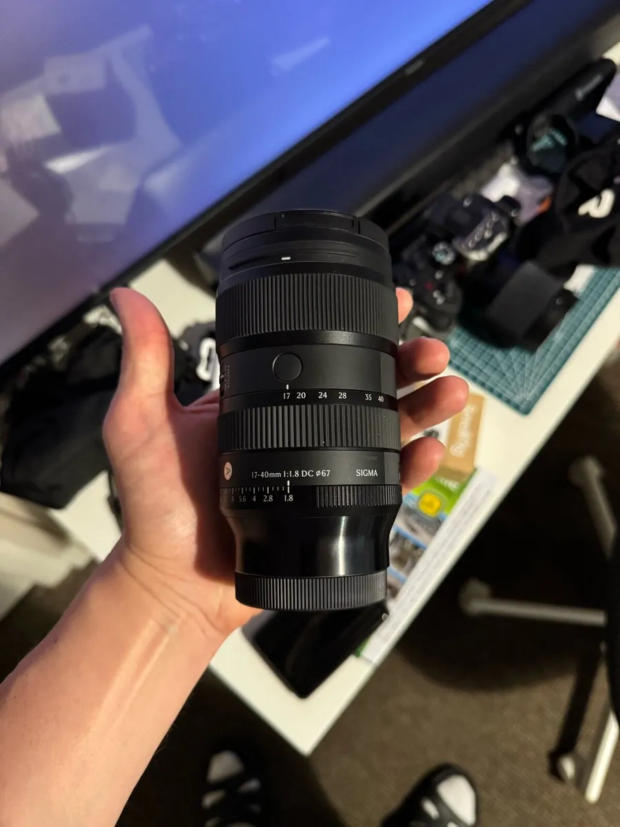 Sigma 17-40 1.8 art Sony e mount - Image 1