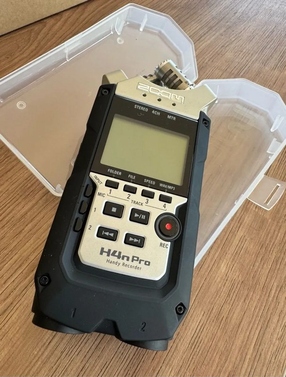 Zoom H4n Pro
