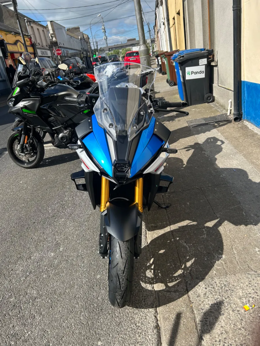 New Suzuki GSX-S 1000 GX October Offer - Image 3