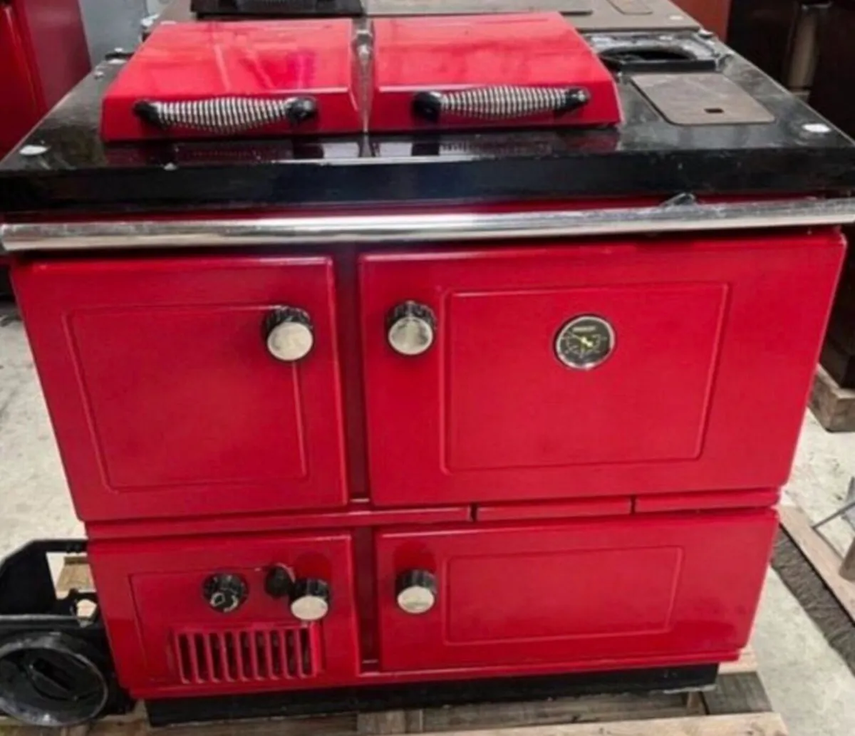 Stanley super star solid fuel range - Image 4