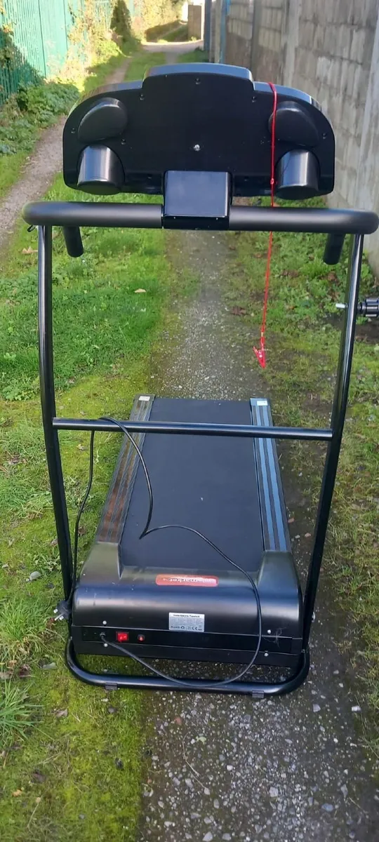 FOLD UP TREADMILL EXCELLENT CONDITION - Image 3