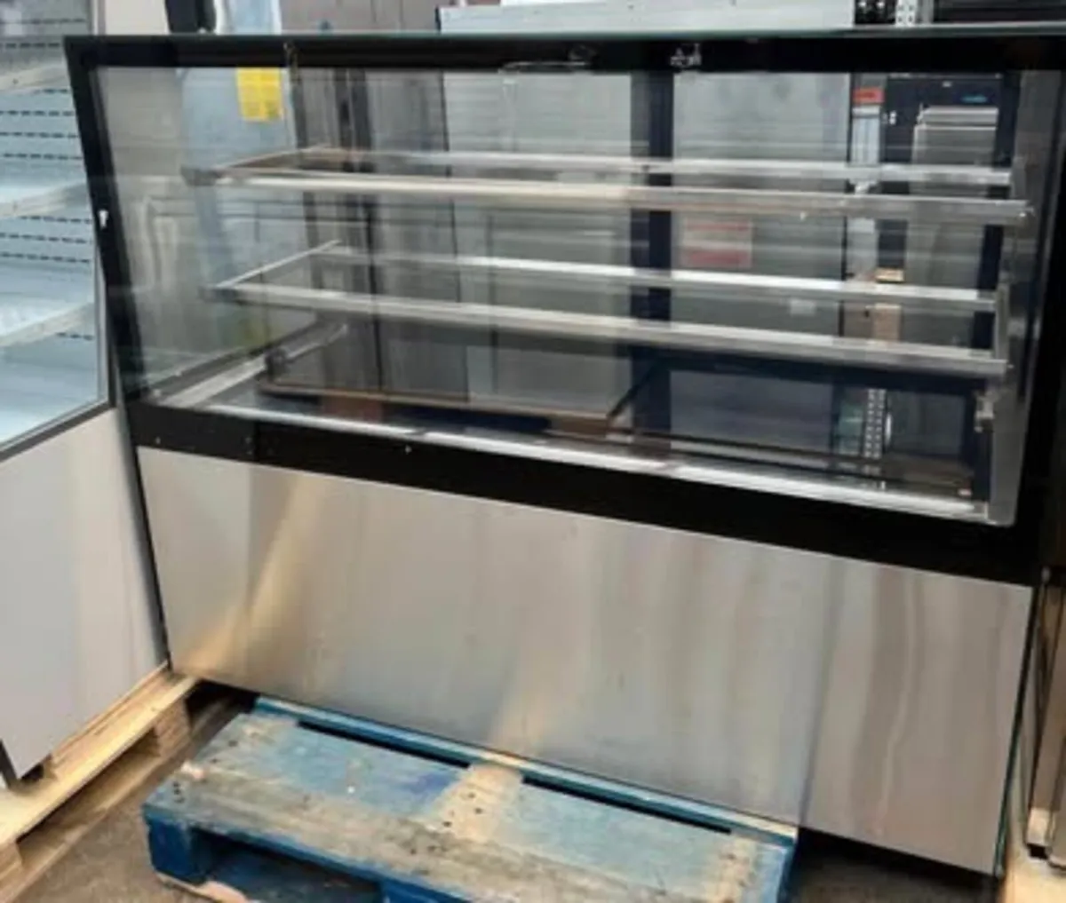 Polar U-Series Deli Display Fridge 485Ltr - Image 1