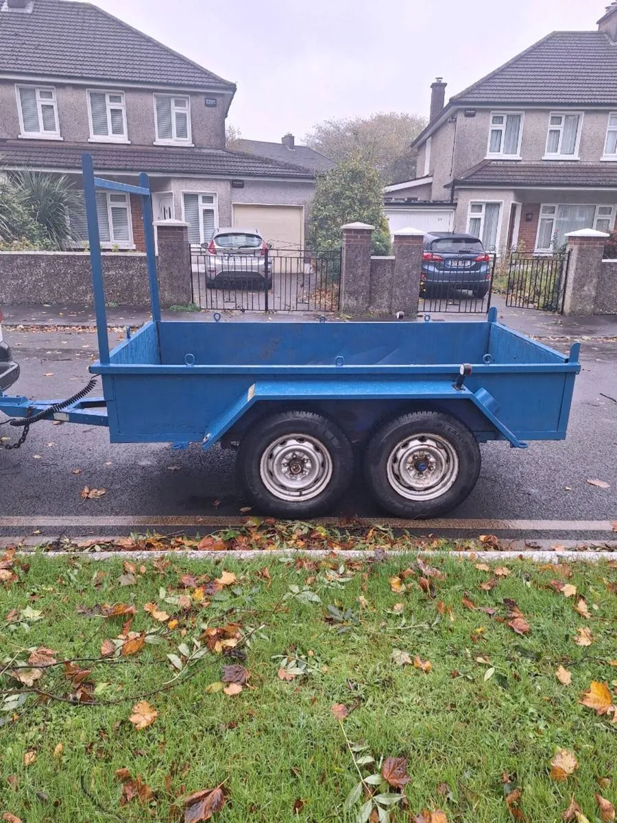 Factory Made Twin Axle 8ft 2" x 4ft 3" Trailer - Image 3