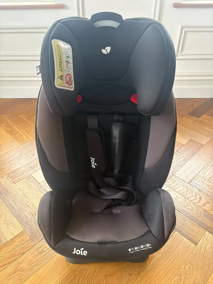 Child car seats - Image 1
