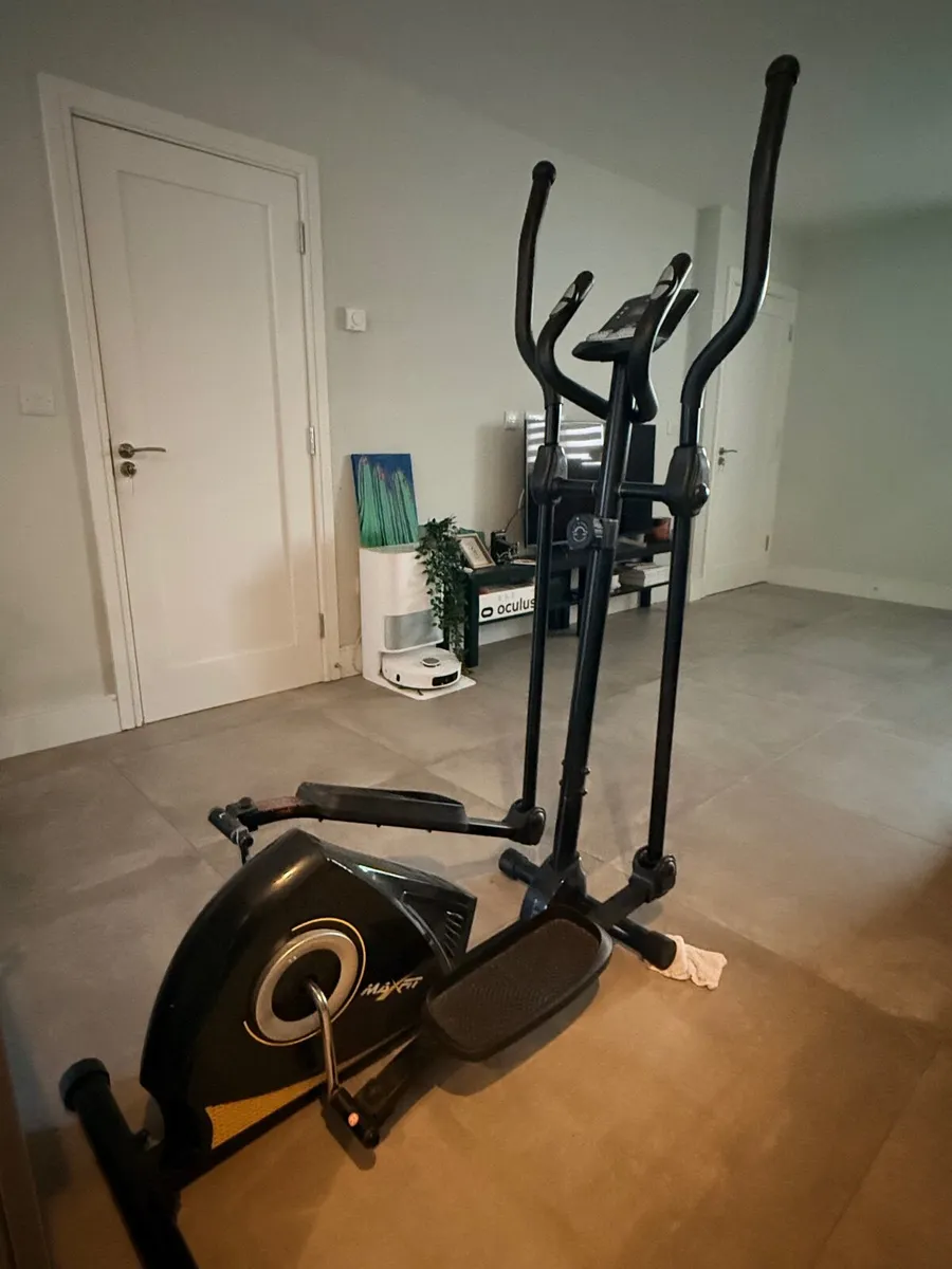 Elliptical  machine - Image 1