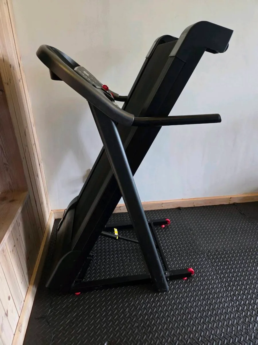Treadmill - Image 4
