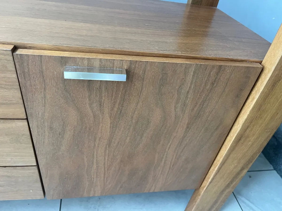 Console Table - Image 4