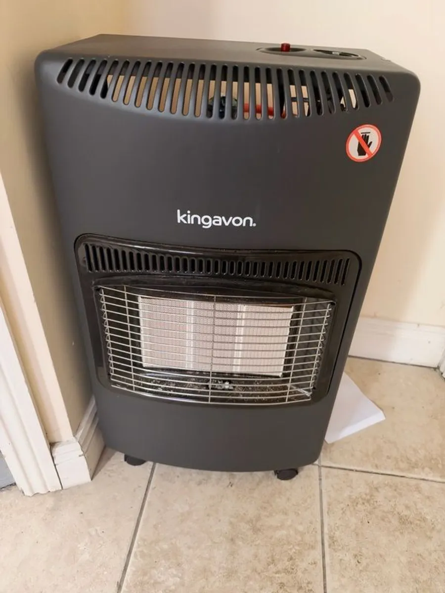 Kingavon Portable Gas Heater with gas bottle - Image 1
