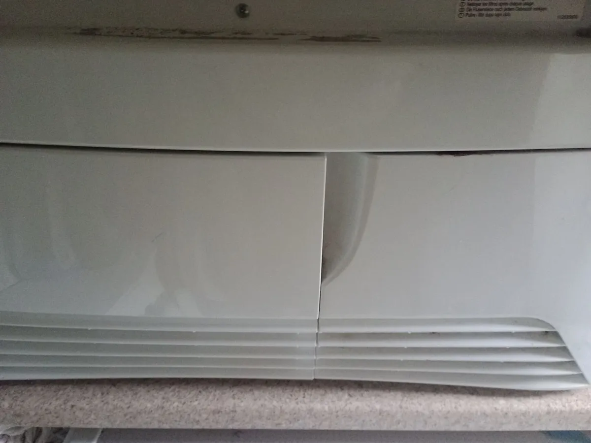 Condenser Dryer. Large drum cheaper to run - Image 2