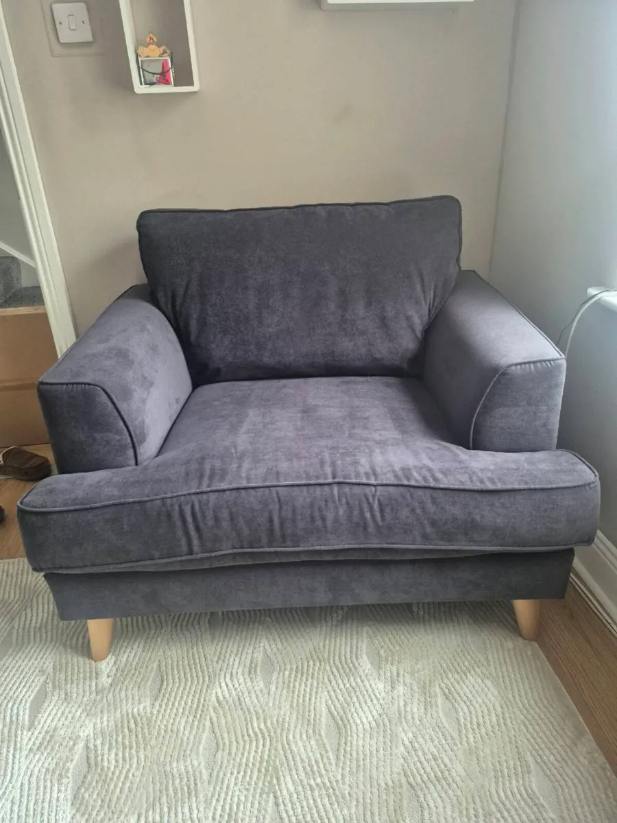Arm Chair - Image 1