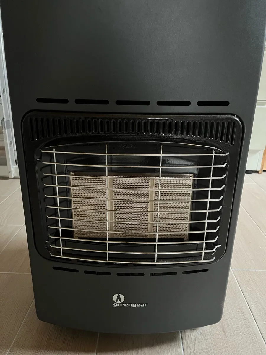 Gas heater - Image 1