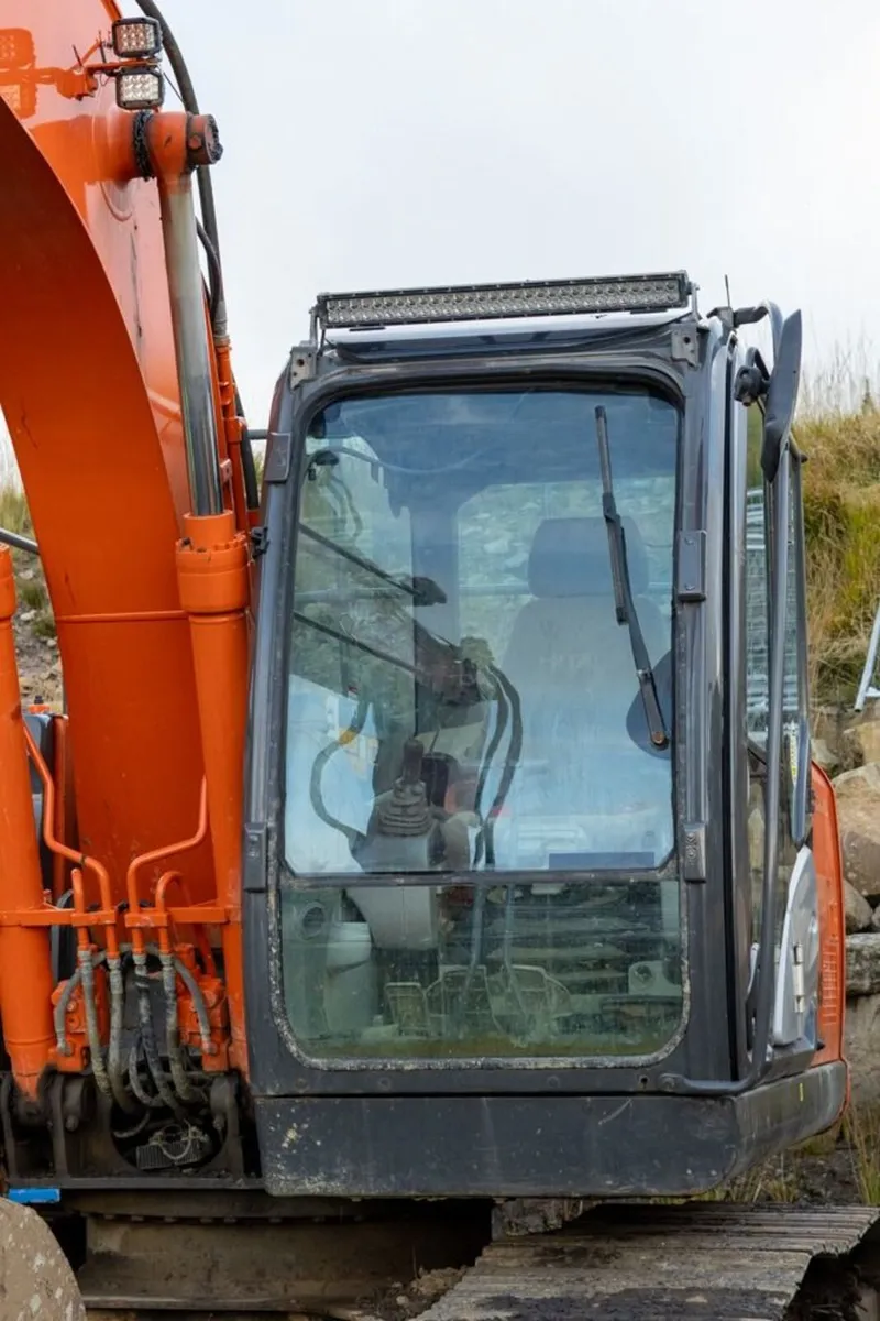 2016 HITACHI ZX130 LCN-5B | 360° EXCAVATOR - Image 1