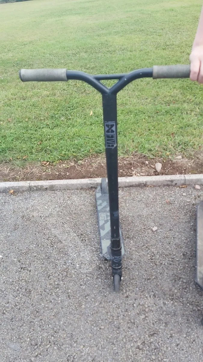 Fuzion Kids Scooters - Image 3