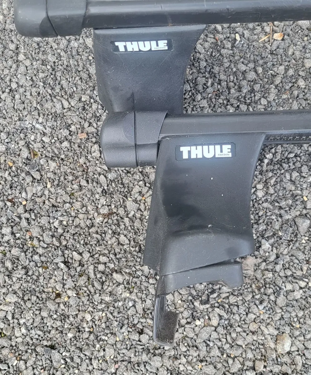 Set of Thule Roof Bars - Image 3