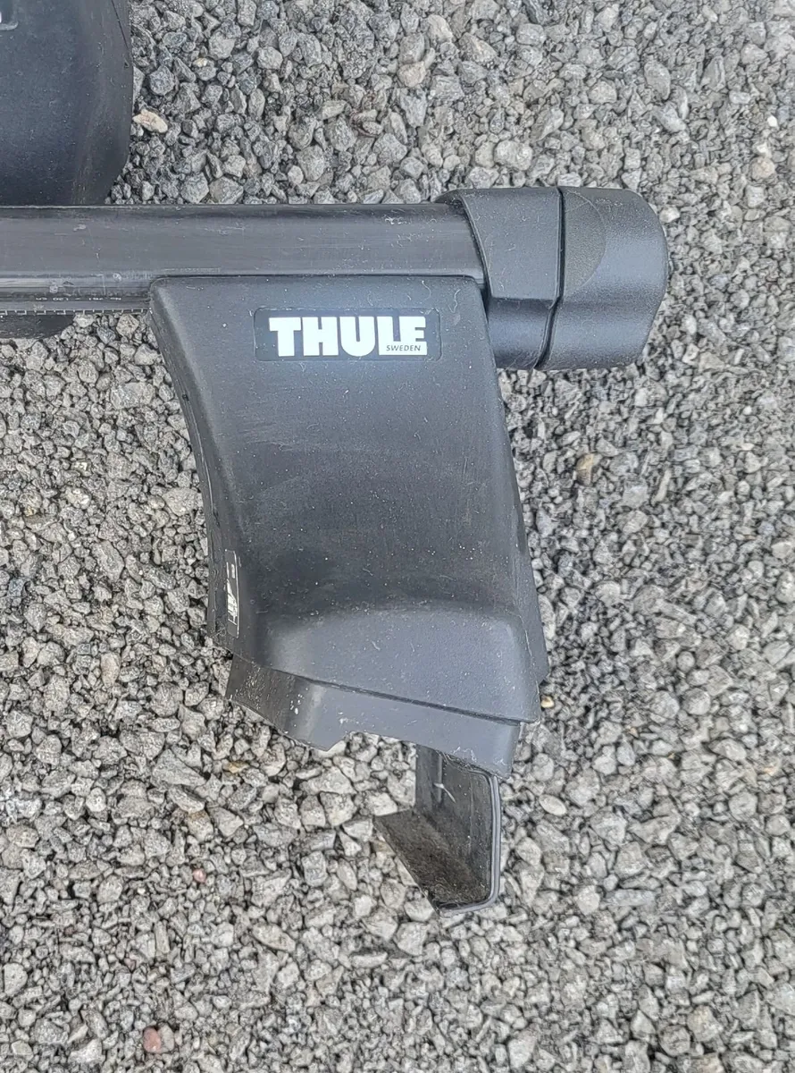 Set of Thule Roof Bars - Image 1