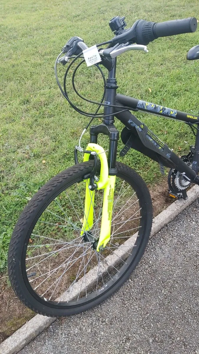 20" childs Apollo Mountain bike - ages 7 - 11 - Image 3