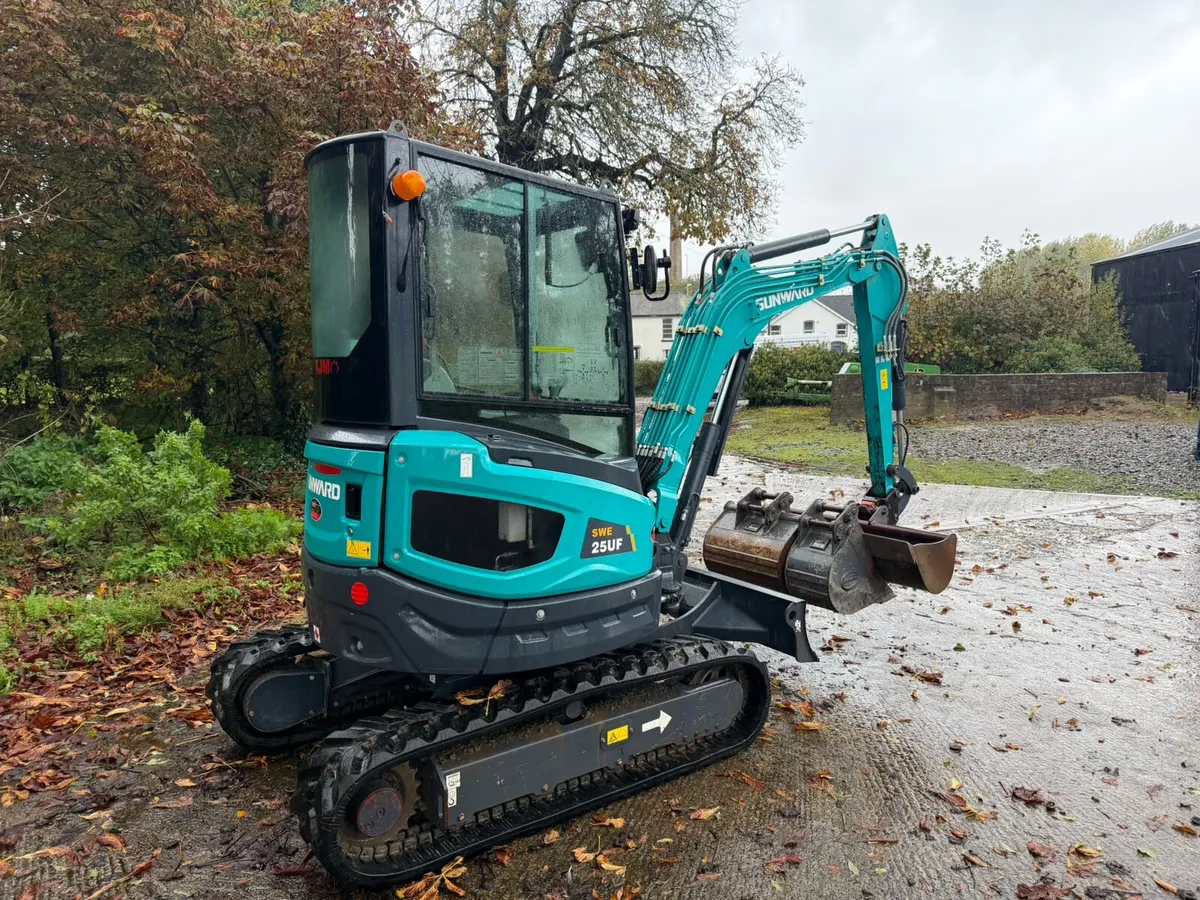 2024 sunward swe25 Digger - Image 4