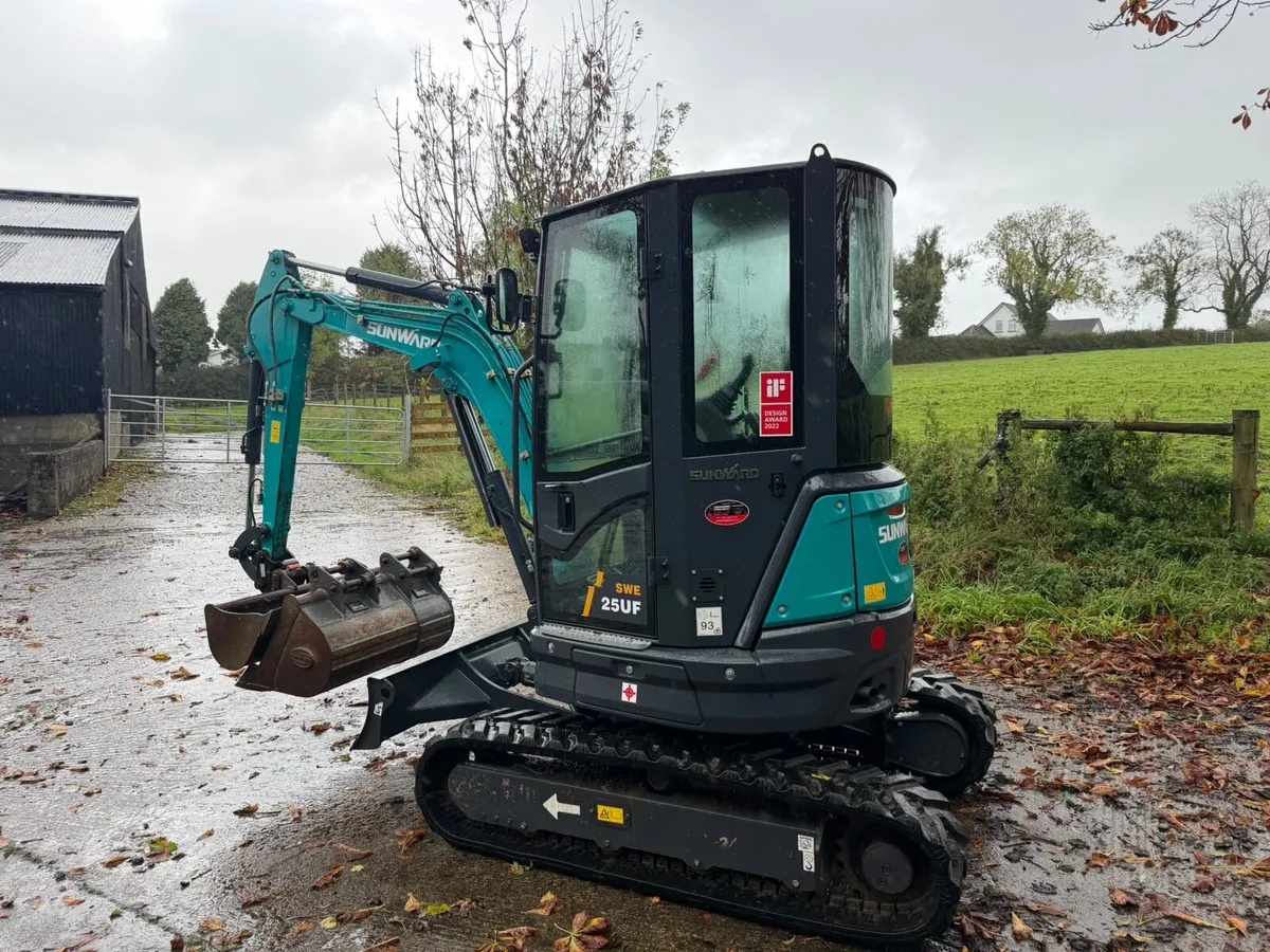2024 sunward swe25 Digger - Image 1