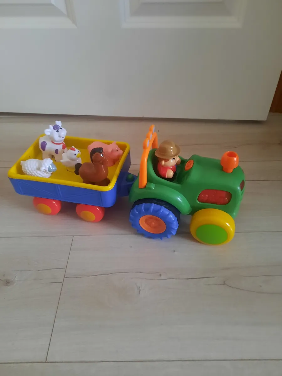 Toys: Tractor and Farm set €5 - Image 1