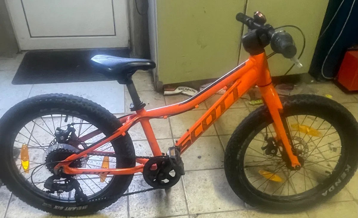 Scott Roxter Kids Bike - Image 2