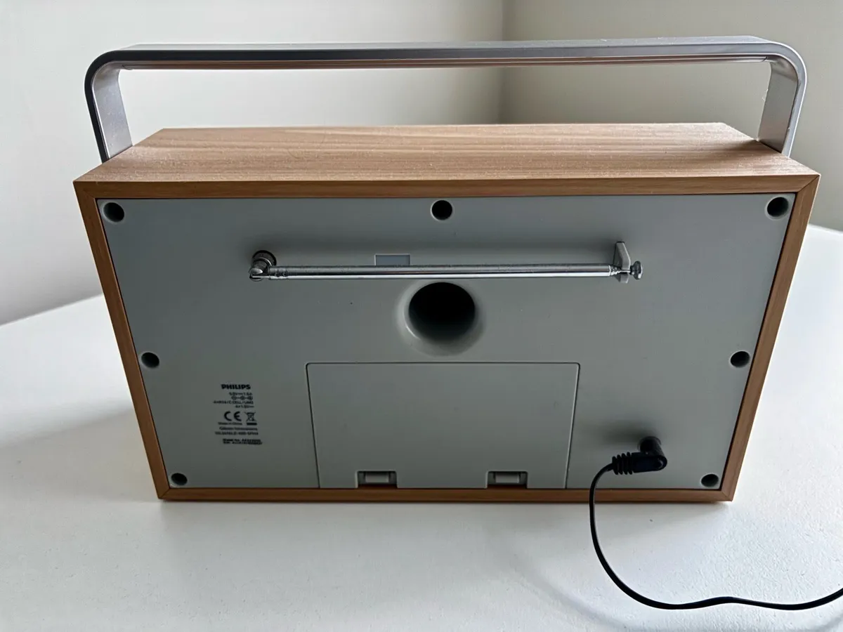 Digital Radio - Image 3