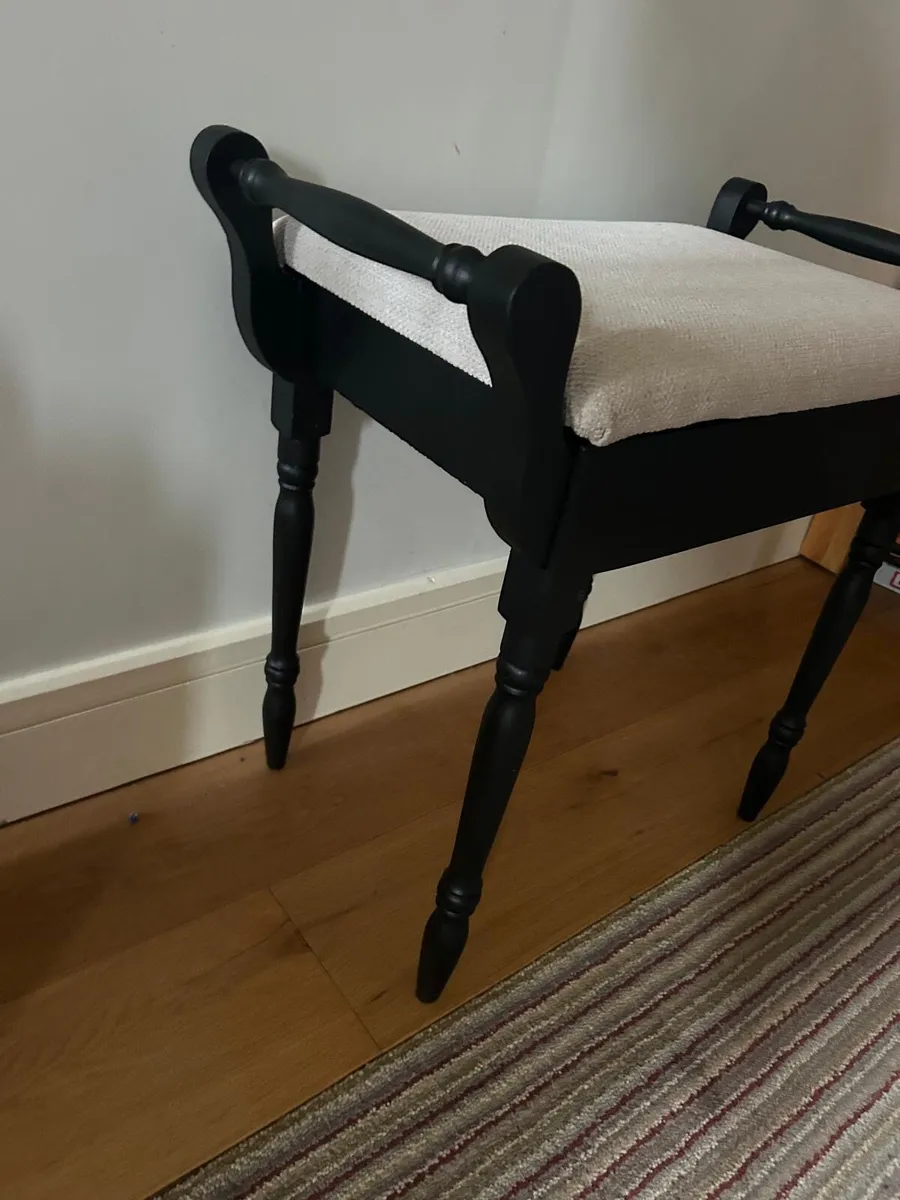 Bedroom stool / piano stool - Image 3