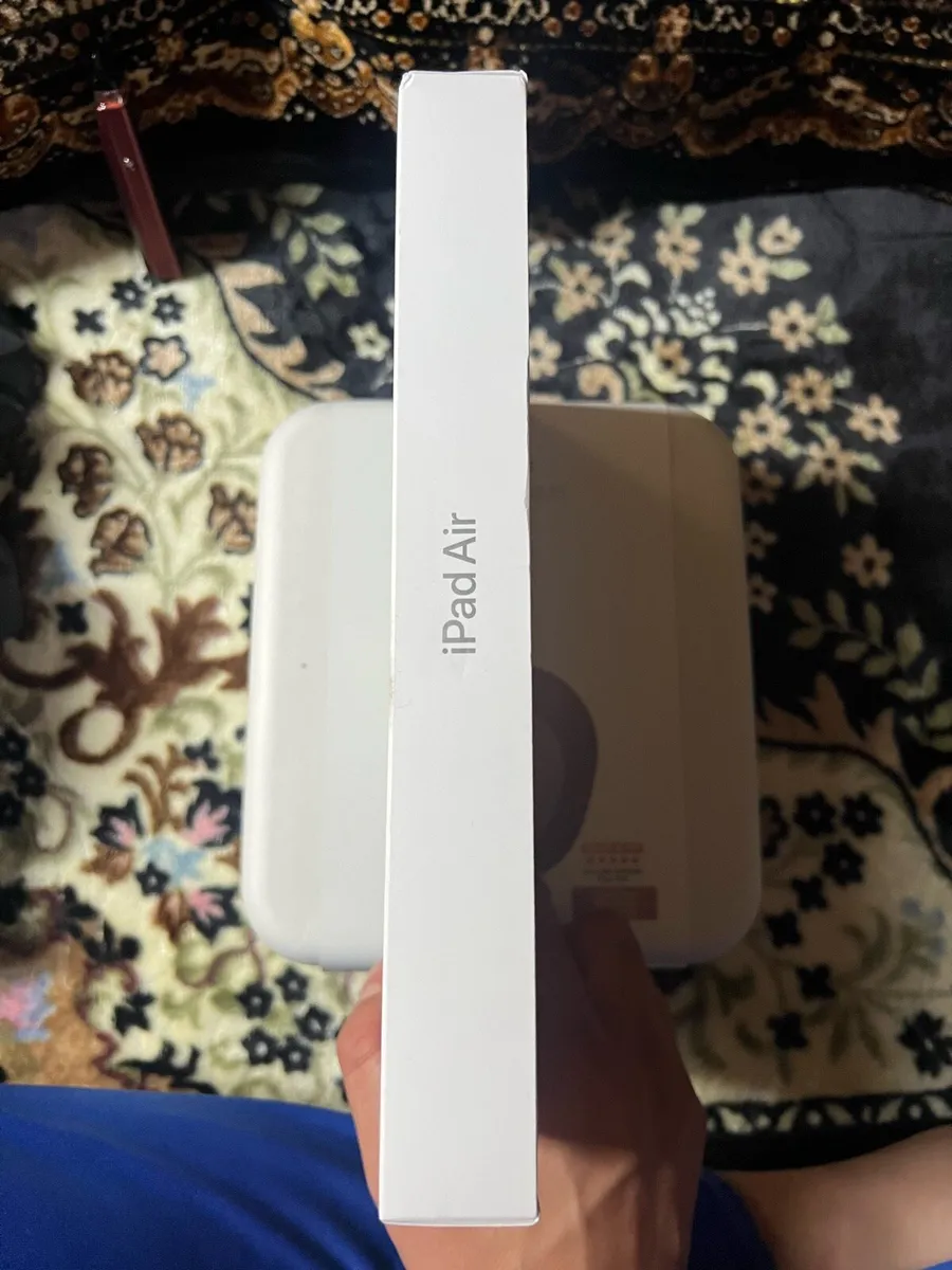 Apple iPad Air 11-inch M3 512- WiFi + Cellular - Image 3