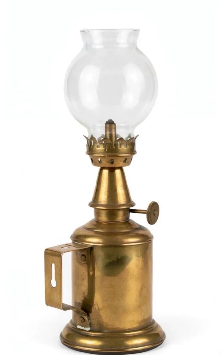 Brass oil lamp year 1890-1910