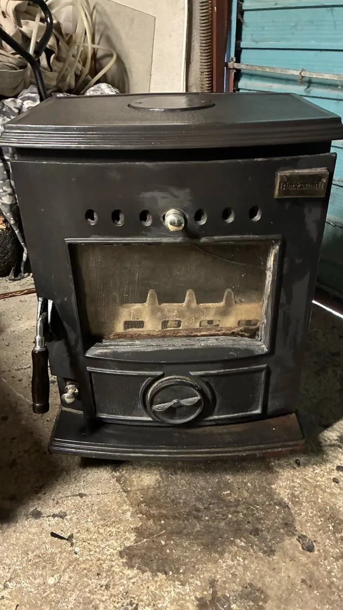 Stove - Image 1