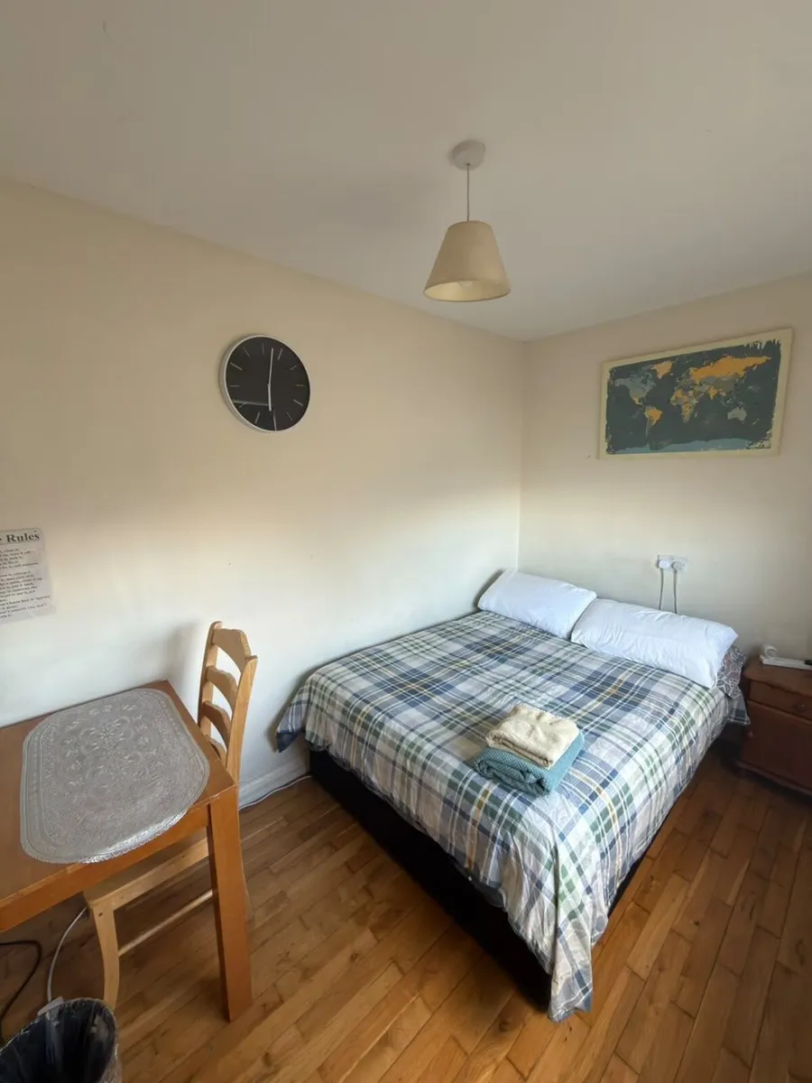 Rooms - Image 1