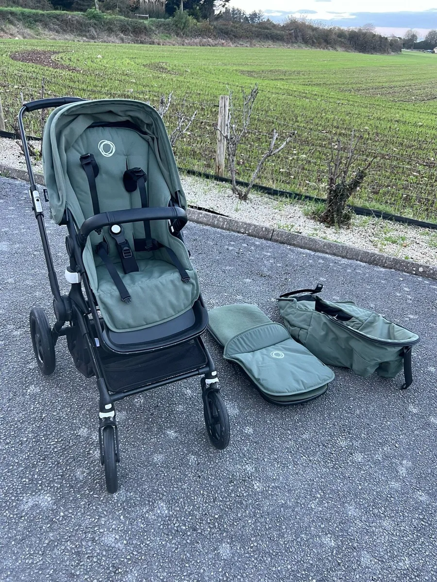 Bugaboo Fox 3 bassinet and seat stroller - Image 1