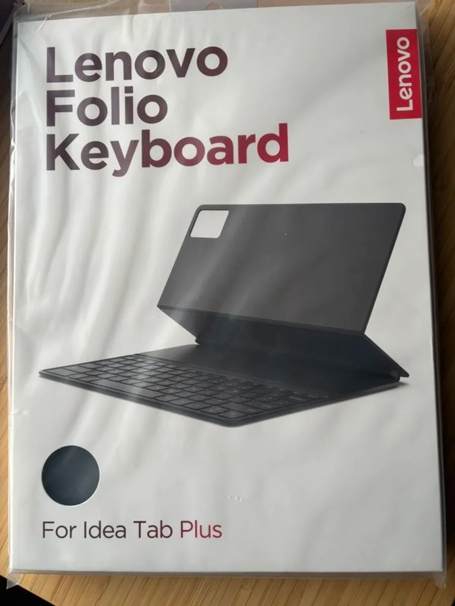 Lenovo Idea Tab Plus with keyboard & wall charger - Image 2