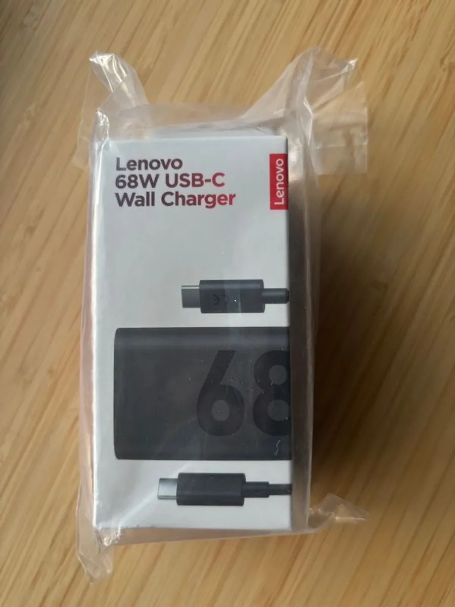Lenovo Idea Tab Plus with keyboard & wall charger - Image 4