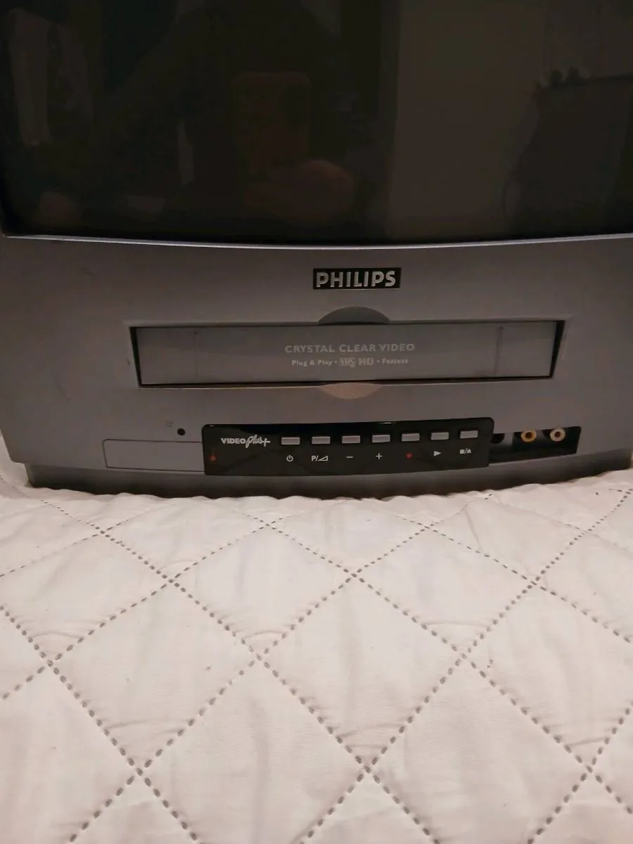 Philips vcr/tv combi - Image 2