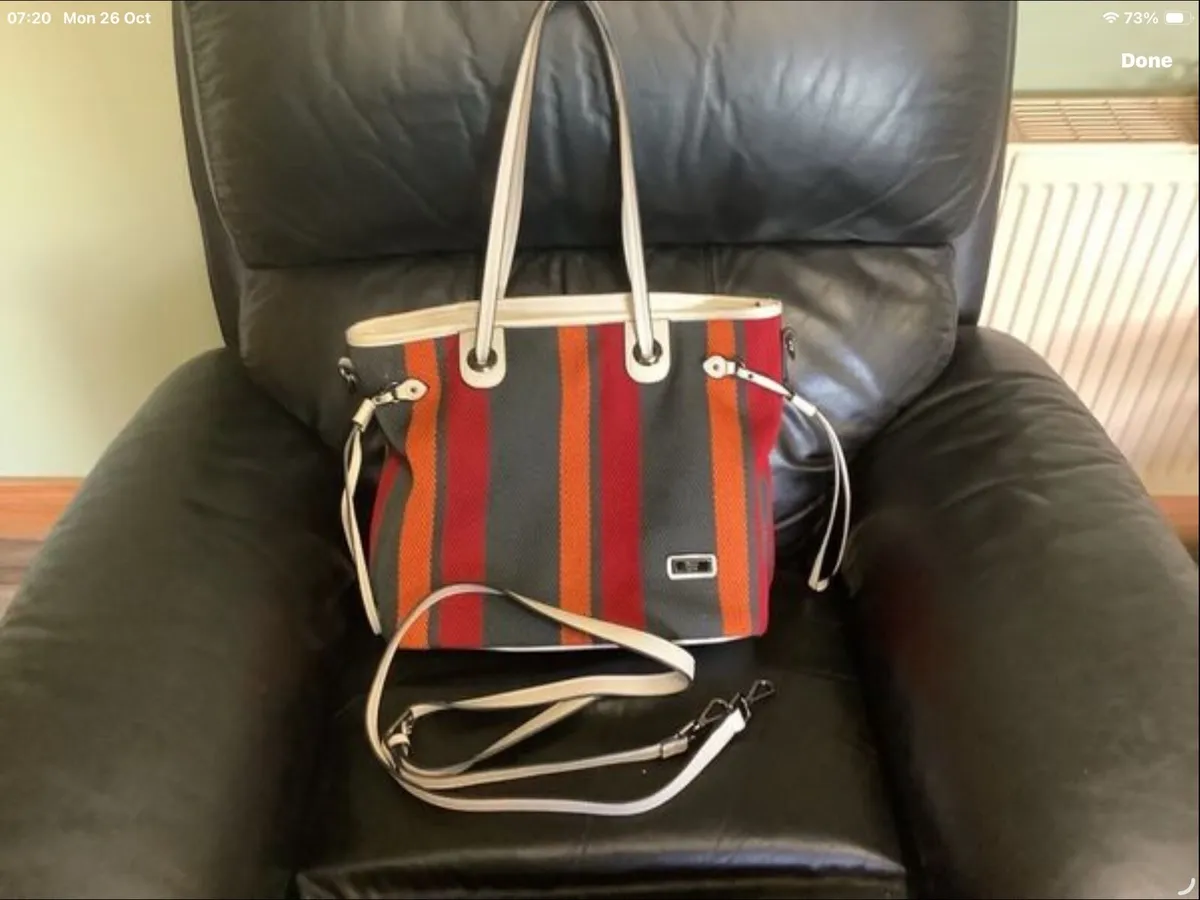 Large shoulder/crossbody bag - Image 2