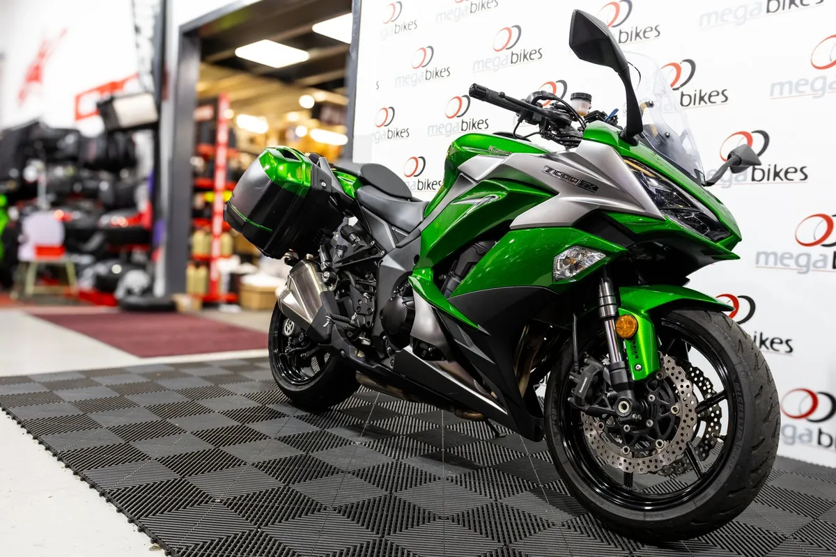 Kawasaki Z1000SX 2019 - Image 3