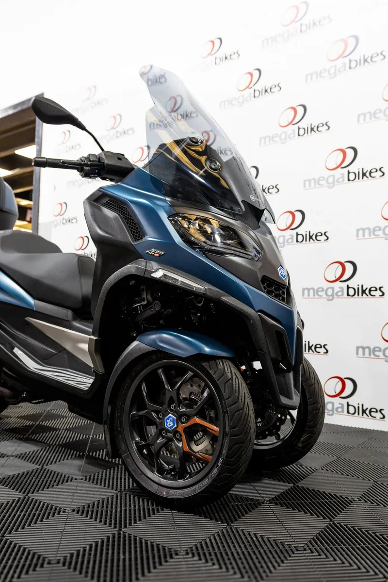 Piaggio MP3 530HPE 2025 - Image 4