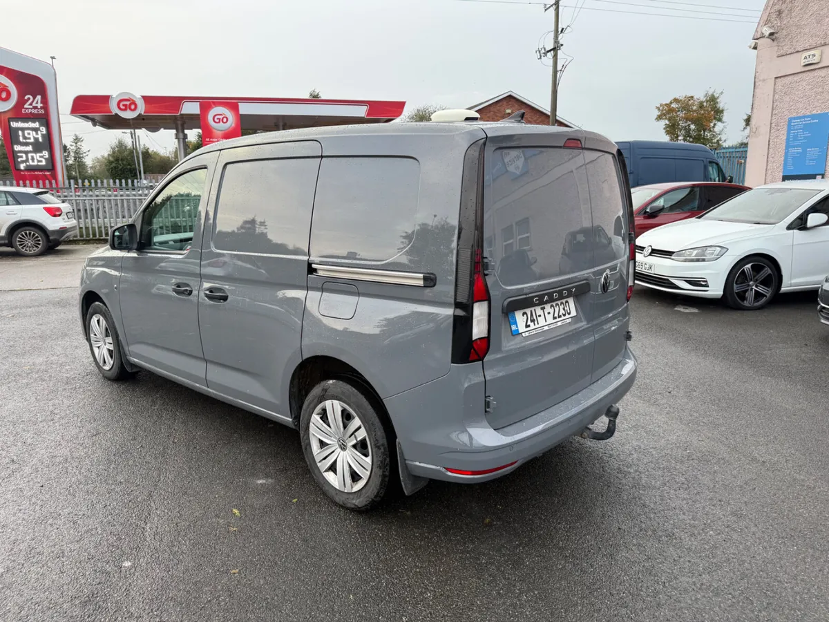 Volkswagen Caddy 2024 - Image 2