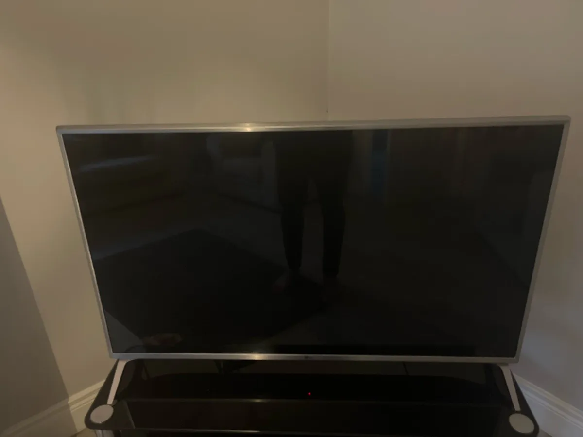 LG HD TV - Image 1
