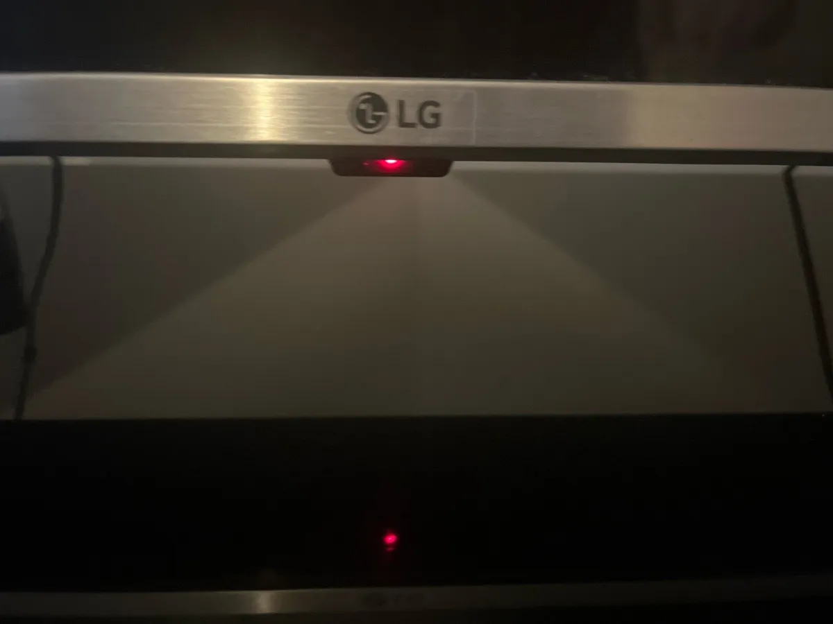 LG HD TV - Image 2