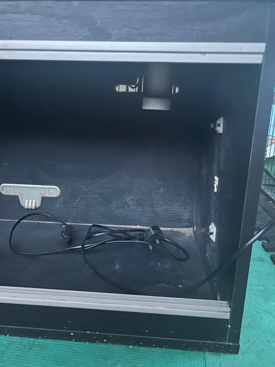 Vivarium - Image 2