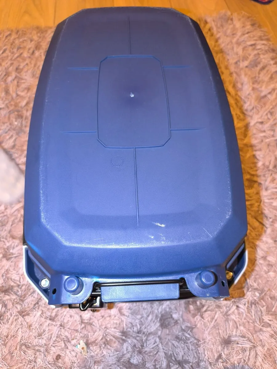 Compact Pet Carrier for Cat or Small Dog - Image 2