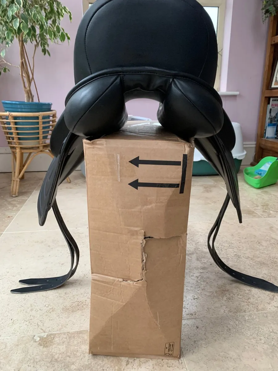 Premier Equine dressage saddle - Image 2