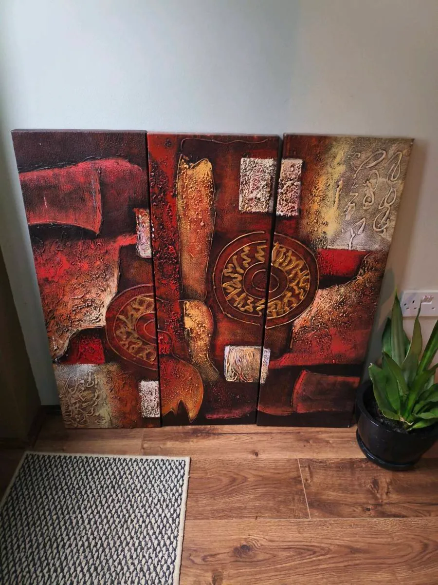 Beautiful canvas pictures can separate 30 Euro - Image 1