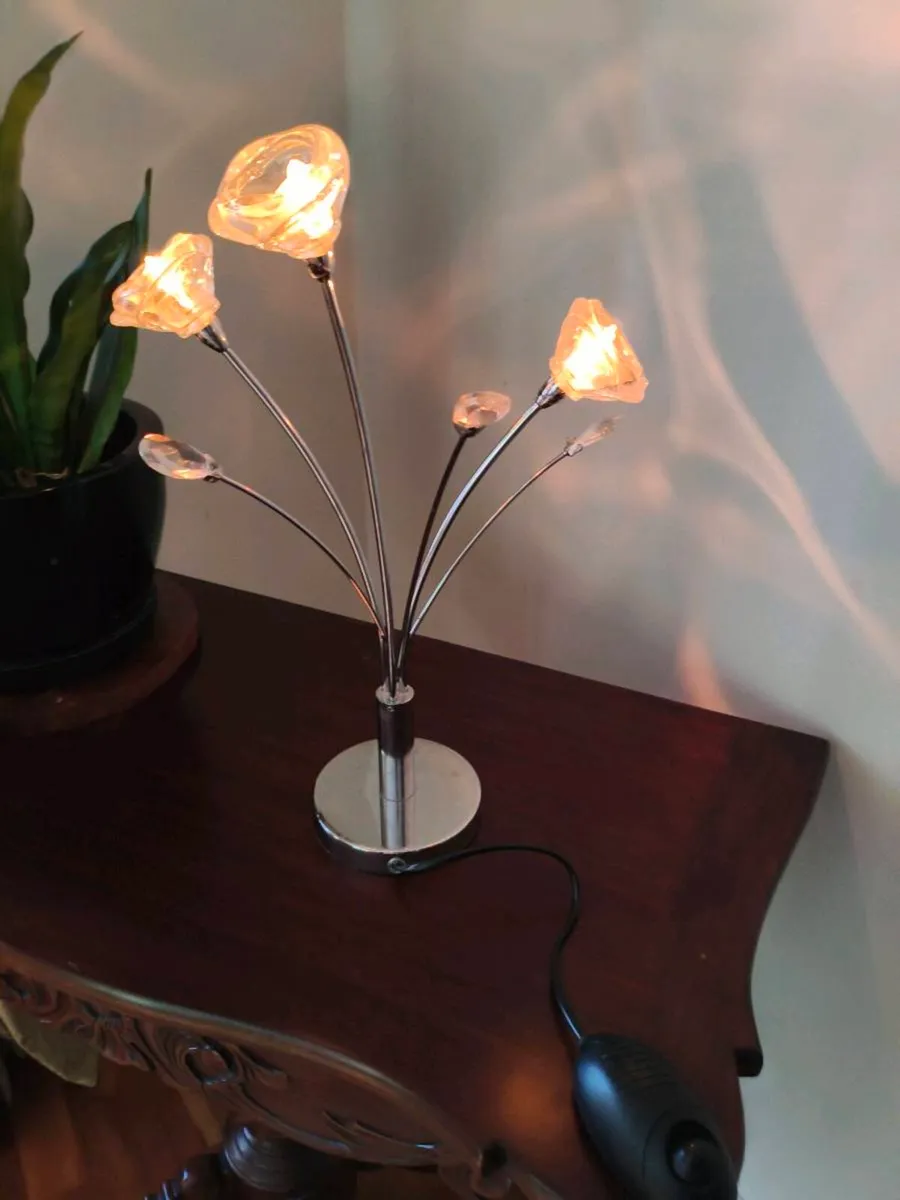 Beautiful table lamp new 25 euro - Image 2